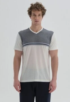 Nachtwäsche Set - Grey, Off-white 9 Nachtwäsche Set - Grey, Off-white -Dagİ 0d16bb950c564922860024e3a6f6cf6d