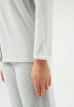 Nachtwäsche Shirt - Grey 9 Nachtwäsche Shirt - Grey -Dagİ 0f1be876d653480e899b33a9d9e0cca9