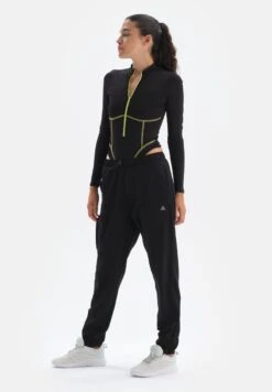 Langarmshirt - Black -Dagİ 1c45f57822754fadb1d59c4fef5b4b9d