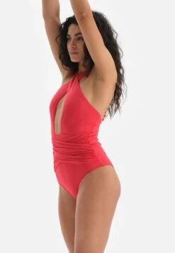 Badeanzug - Red -Dagİ 2f924fe0a72347b390c682e24cb30c59