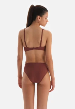 RETRO - Badehose Slip - Brown -Dagİ 353d69f615494f5680980efea7effc23