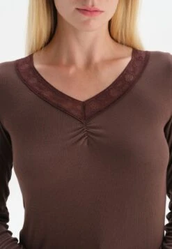 LONG SLEEVE V-NECK SET - Nachtwäsche Set - Brown -Dagİ 3d5274854f2e42749a18c622b1a87b6d