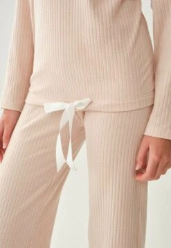 Sweatshirt - Pink 9 Sweatshirt - Pink -Dagİ 64157e3780cb4405831c82ed2fee63d8