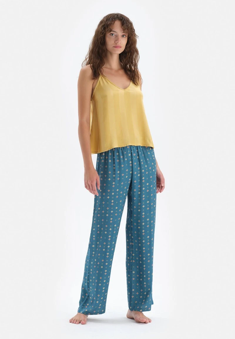 V-NECK REGULAR SLEEVELESS - Nachtwäsche Set - Mustard 2 V-NECK REGULAR SLEEVELESS - Nachtwäsche Set - Mustard – Bild 2