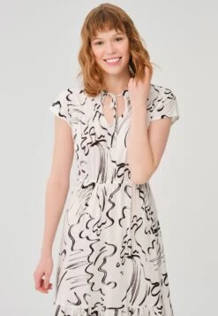 Nachthemd - White -Dagİ 696039c57f8f4b7b87905773a008c6e2