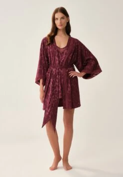 THREE-QUARTER SLEEVE - Bademantel - Bordeaux -Dagİ 6fa71ae940d648bf8eeeed338841d436 1