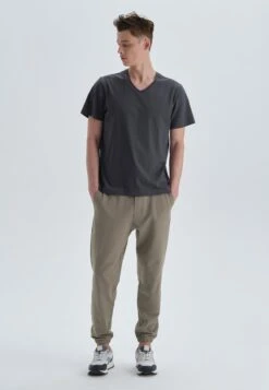 Jogginghose - Khaki -Dagİ 7164d94a378840d0ab98d64c8315a023 1