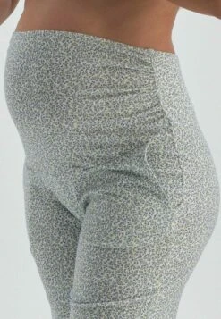 MATERNITY - Stoffhose - Green -Dagİ a90b44e4fe6243f3a92d2eeaabda856e 1