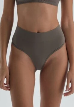 SEAMLESS - Slip - Green -Dagİ b6111144a5e24f35956217a1f90f1f49 1