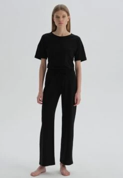 SET - Pyjama - Black -Dagİ bae0b8c929e44e68a342b72e8a019f39