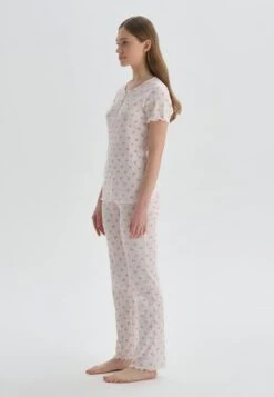 Pyjama - White -Dagİ c9e222c36eab4dfb8e2042c7404d4266