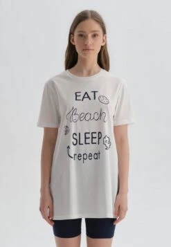 Nachtwäsche Set - White -Dagİ ca15bc10fce94f89986b8fda9cf4a685