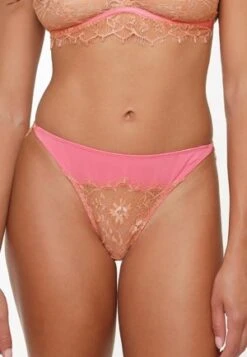 String - Black -Dagİ ca1c5c6e8e204f54a975eabab4e38c54