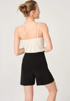 Dagİ -Dagİ d185850387bc4a12a87f94cd56469303