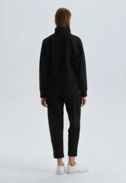 Sweatshirt - Black -Dagİ d24fd45c79424b32ab974c17dbe2fa60