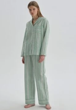 Nachtwäsche Shirt - Green -Dagİ e19b1f8cfdd54bd59bc594a91b44a382