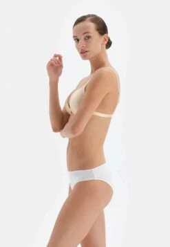 Triangel BH - Beige -Dagİ e42aa7e8da004dfc9de5bef4f27821d3